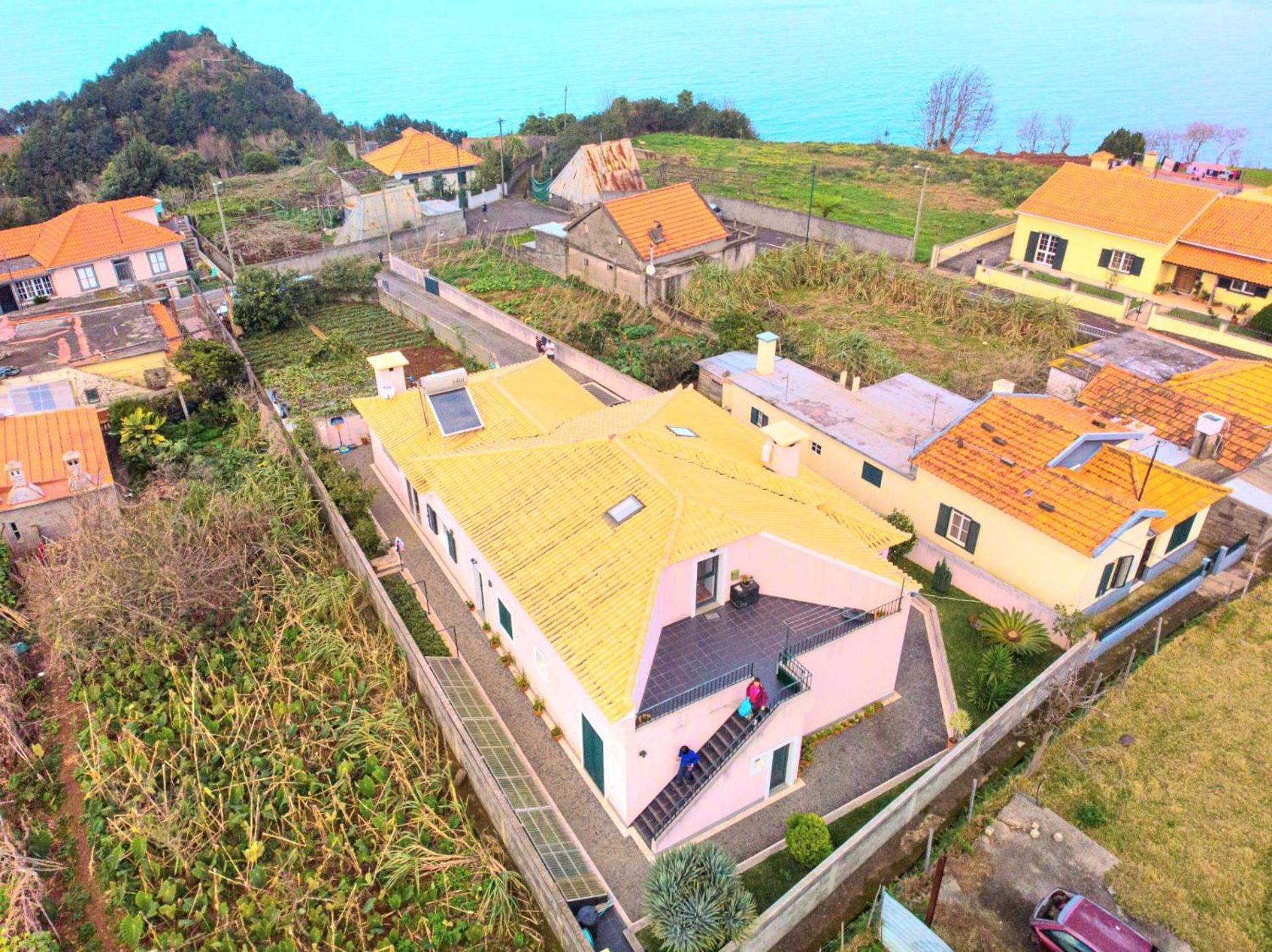 Discovery Apartment 桑塔纳 外观 照片