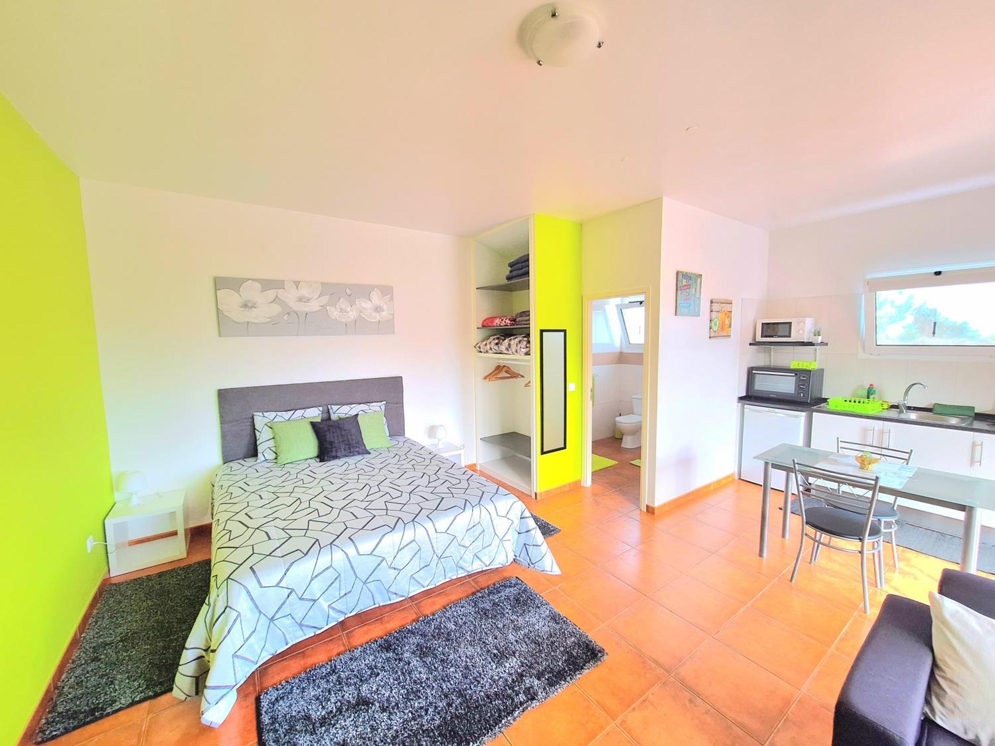 Discovery Apartment 桑塔纳 外观 照片