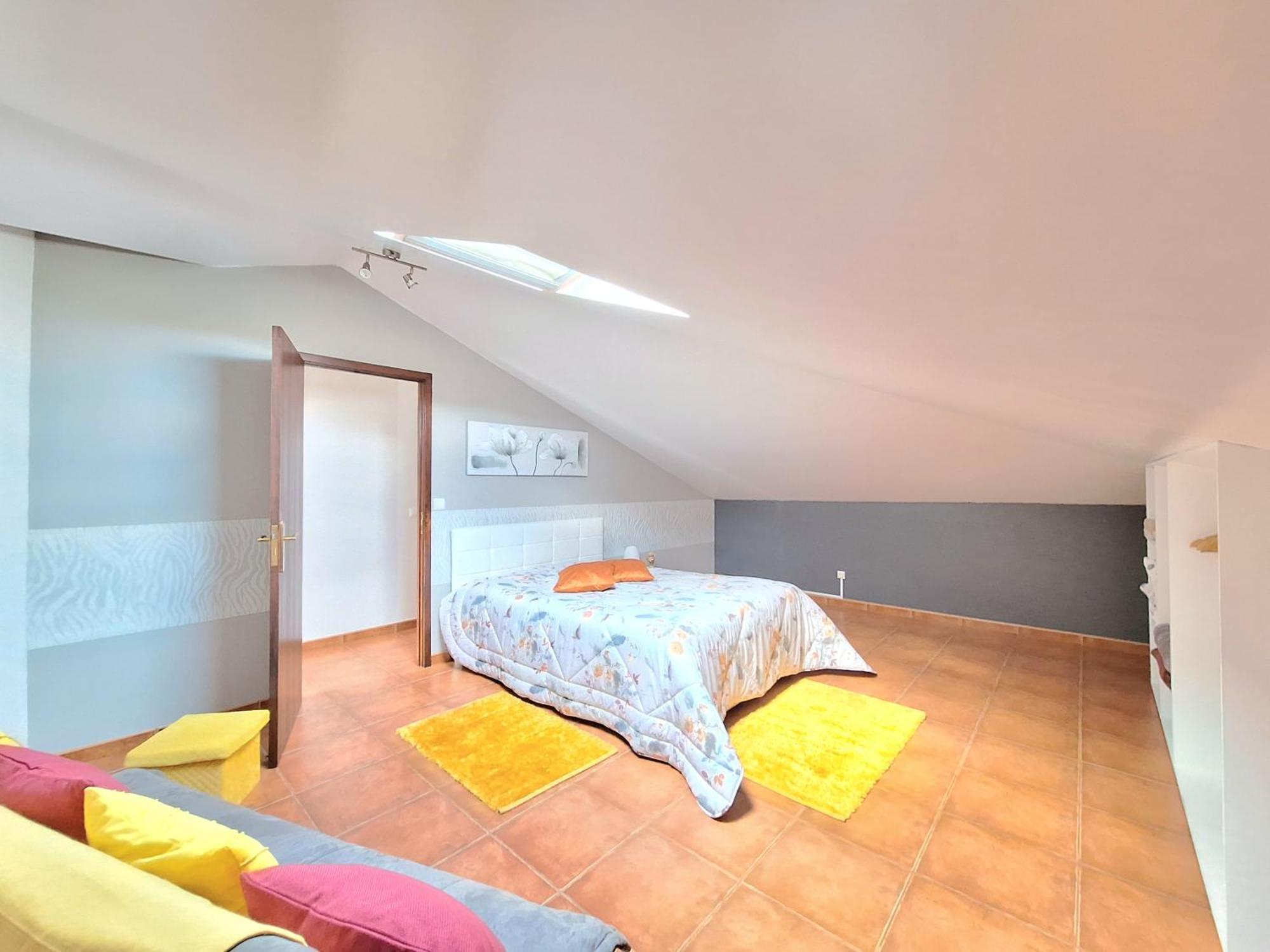 Discovery Apartment 桑塔纳 外观 照片