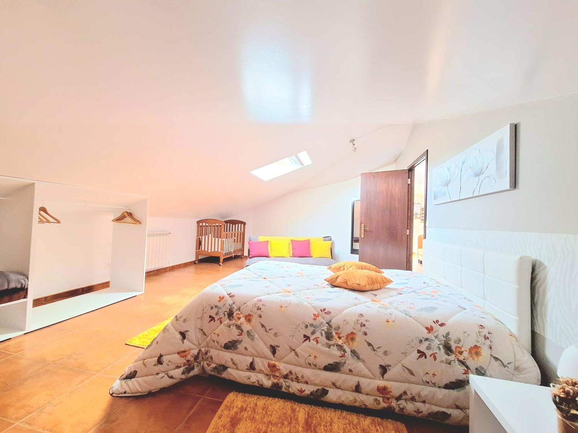 Discovery Apartment 桑塔纳 外观 照片